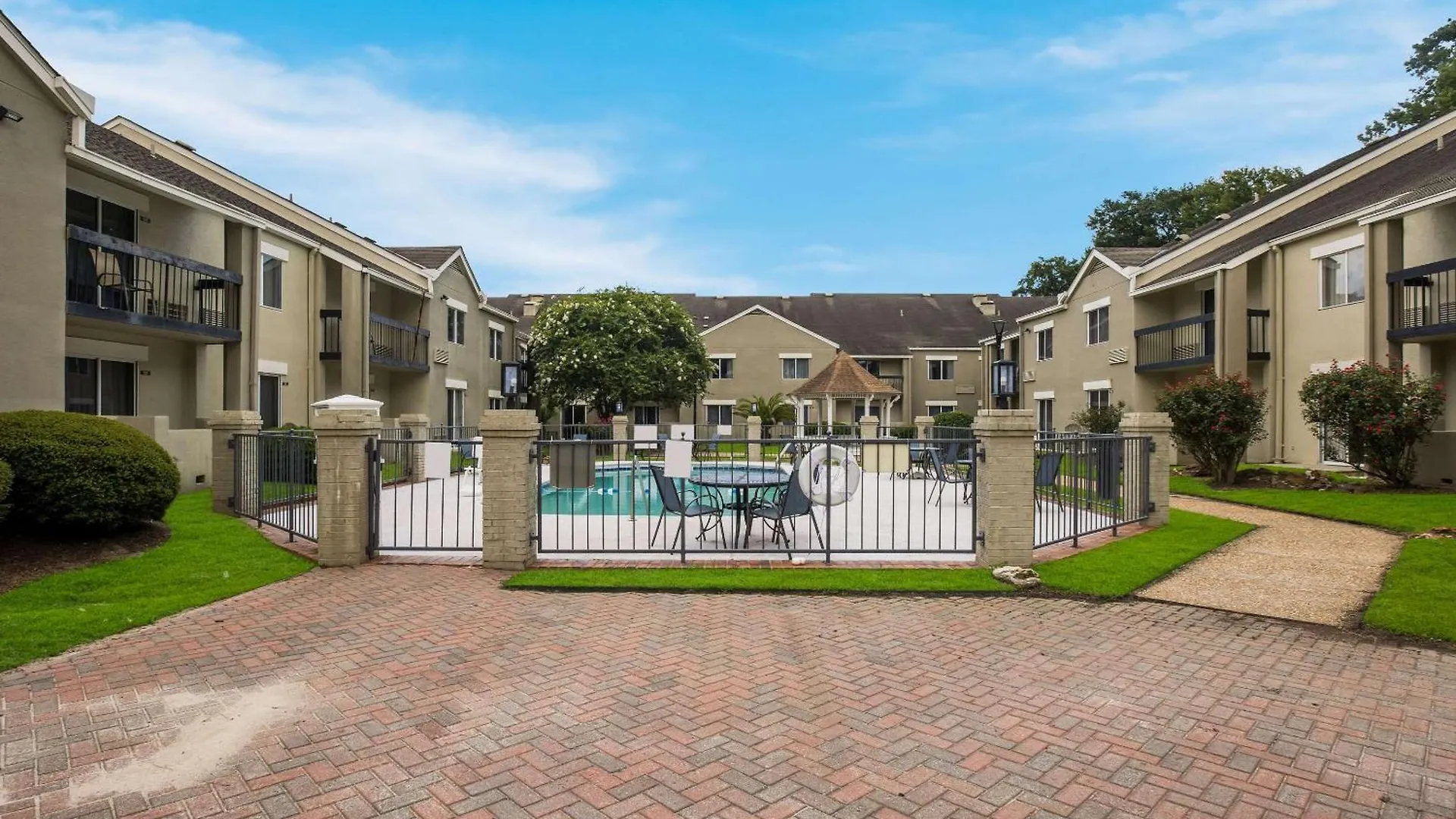 Mainstay Suites Savannah Midtown United States