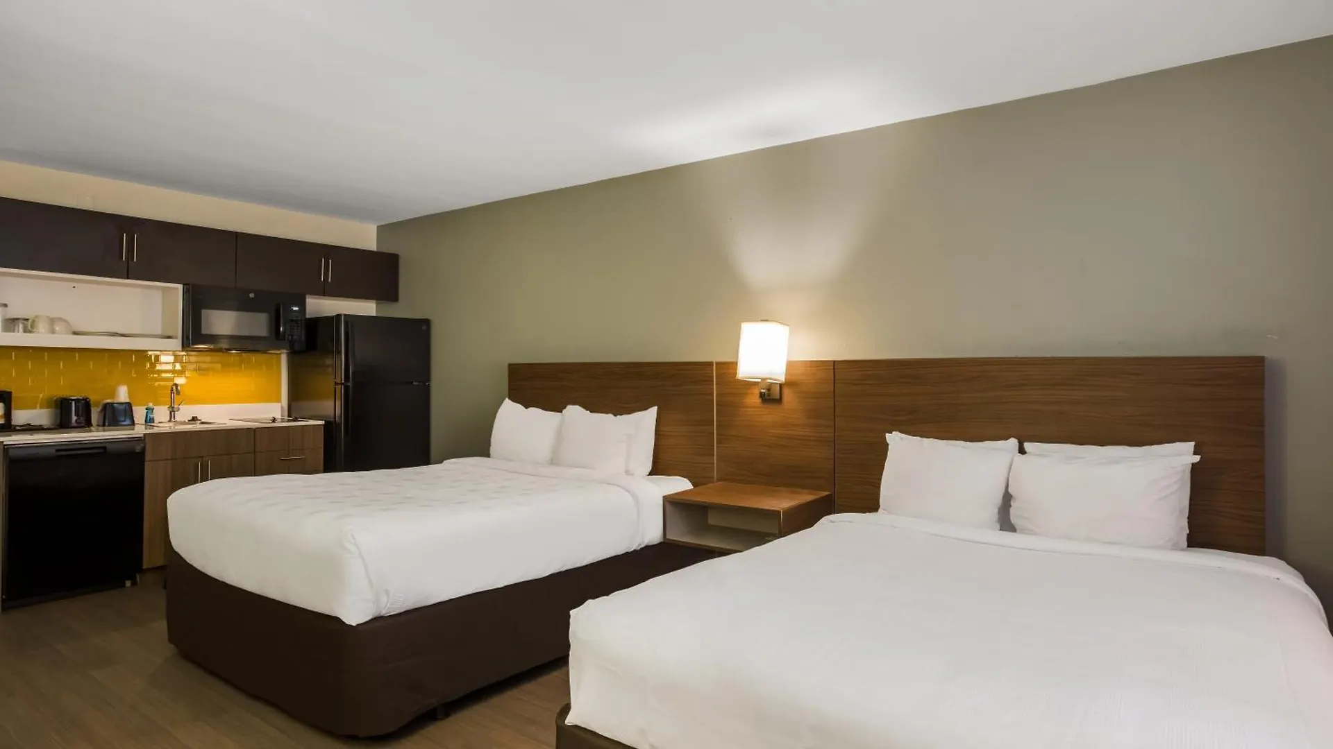 Mainstay Suites Savannah Midtown 2*,  United States